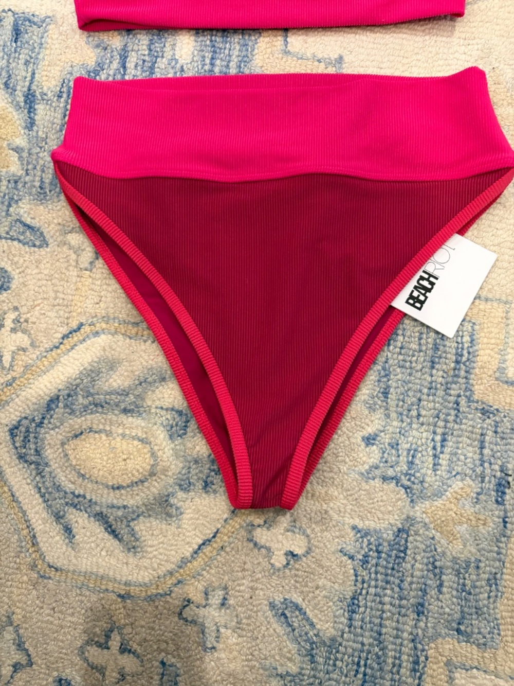 Beach Riot Two piece swimsuit - Picture 2 of 8
